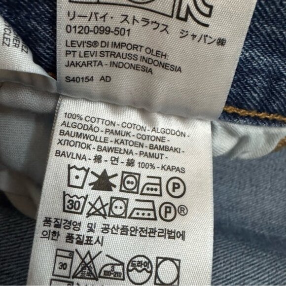 Levi's 501 Button Fly Jeans Denim Men's Blue. Size 36x32 (actual 35x30.5) - Picture 9 of 12